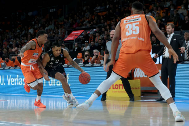 容易出现崩 容易出现崩